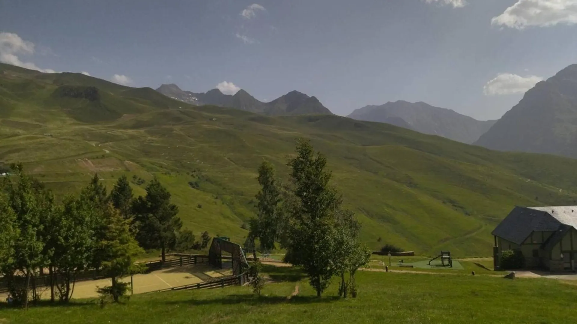 Appartement Renove A Peyragudes, 6 Pers, Proche Pistes, Parking Gratuit & Avantages Ski - Fr-1-695-40 Germ